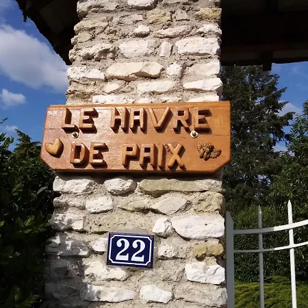 Havre De Paix Au Bords De L'eure - Divers Hebergements-2 Ch Sanitaires Commmun- Bed & Breakfast Garennes-sur-Eure