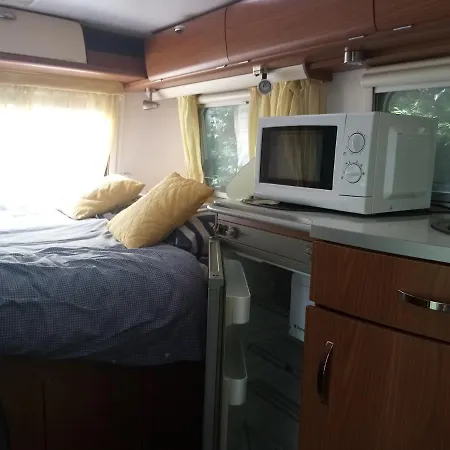 Bed & Breakfast Havre De Paix Au Bords De L'eure - Divers Hebergements