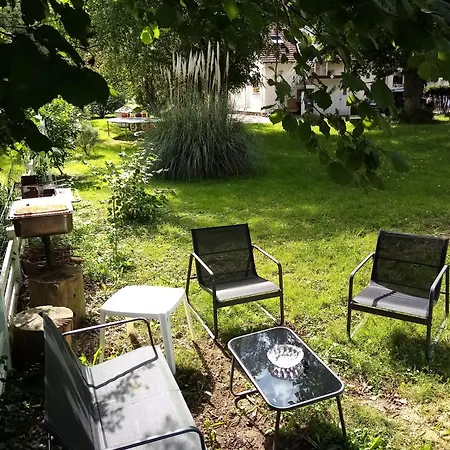 Bed & Breakfast Havre De Paix Au Bords De L'eure - Divers Hebergements-2 Ch Sanitaires Commmun- *