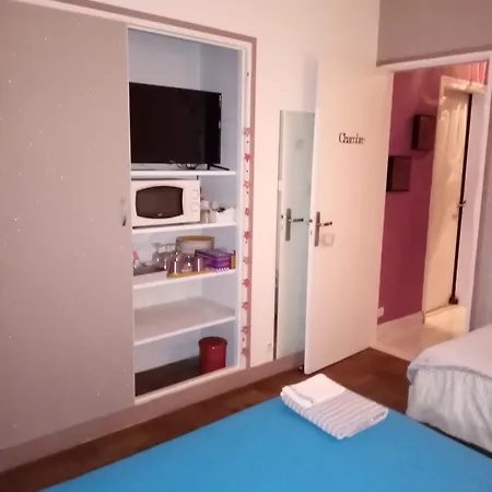 Bed & Breakfast Havre De Paix Au Bords De L'eure - Divers Hebergements-2 Ch Sanitaires Commmun-