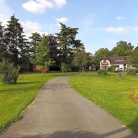 Havre De Paix Au Bords De L'eure - Divers Hebergements-2 Ch Sanitaires Commmun- Bed & Breakfast