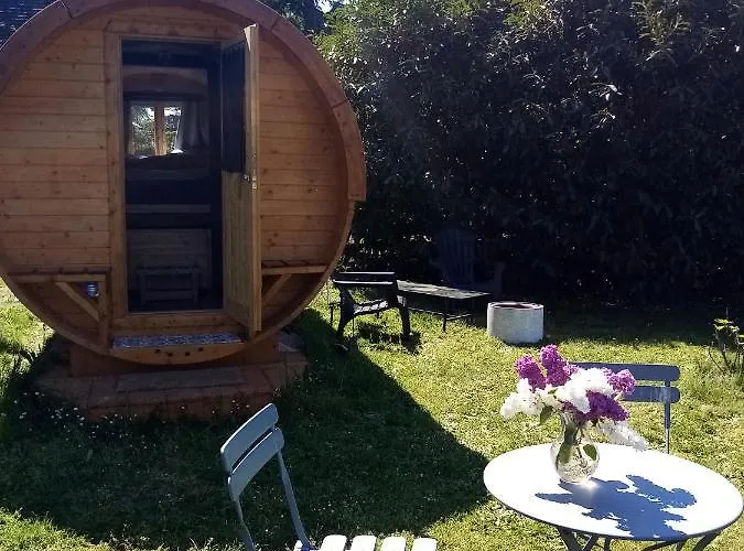 Bed & Breakfast Havre De Paix Au Bords De L'eure - Divers Hebergements