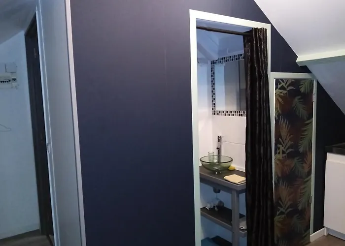 Havre De Paix Au Bords De L'eure - Divers Hebergements Bed & Breakfast *